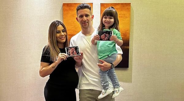 ¡El futbolista Jorge Morel y su esposa revelaron que sus mellis en camino son niñas! - Gente - ABC Color