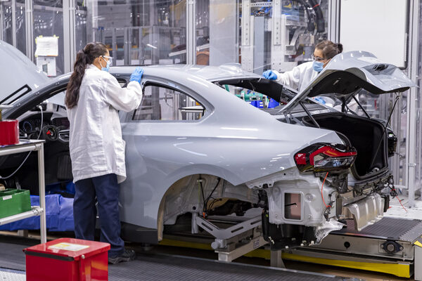 Producción y exportación de autos en México suben 8 % en primer trimestre - MarketData