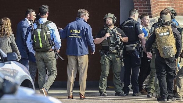 EE. UU. | Un tiroteo en Louisville deja al menos 5 muertos y 8 heridos