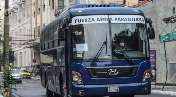 BUSES GRATUITOS DEL GOBIERNO EN PAUSA POR DÍAS SANTOS