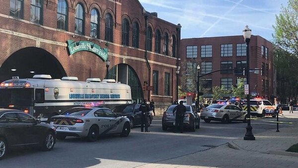 EEUU: Tiroteo deja cinco muertos y varios heridos en centro de Louisville - Radio Imperio