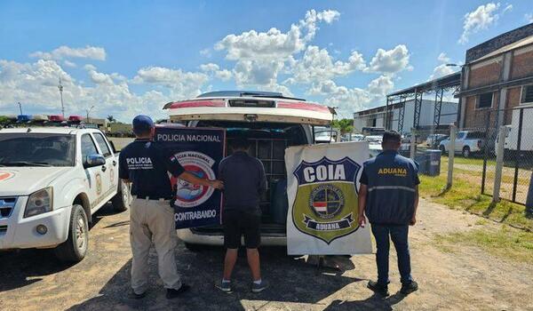 La Policía Nacional incautó 2.500 litros de combustible de contrabando – Prensa 5