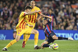 Versus / Barcelona no pasó del empate ante el modesto Girona, pero da un paso más hacia el título de la Liga