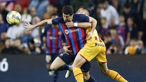 Barcelona se frena ante Girona pero es un poco más líder