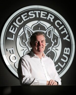 Versus / Dean Smith fue oficializado como entrenador del Leicester hasta el final de temporada