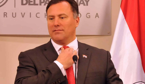 Imputan al exministro del MOPC, Ramón Jiménez Gaona por el caso Metrobús - Noticiero Paraguay