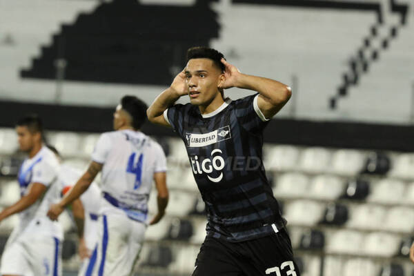 [VIDEO] Aplastando rivales, Libertad se adueño de la 1º rueda del Apertura