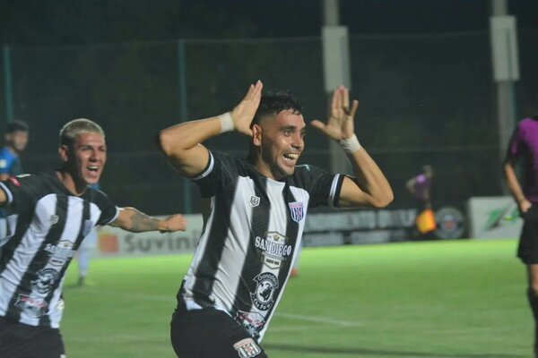 Diario HOY | Santaní logra su primer triunfo en la Intermedia