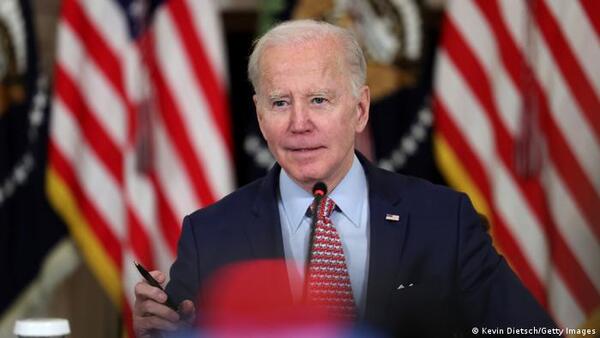 Biden anuncia que planea repostular a la presidencia en 2024