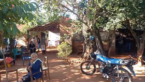 Un hombre de 55 años asesinó a puñaladas a su esposa en Misiones - Noticiero Paraguay