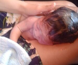 Mujer alumbró en un taxi porque no encontró asistencia en Puesto de Salud – Diario TNPRESS