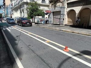 Arrancan conos de la bicisenda sobre calle Palma - Nacionales - ABC Color