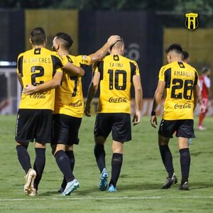 Guaraní venció de local a General Caballero JLM y recuperó la segunda ubicación