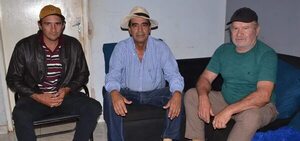 Campesinos denuncian que fueron engañados por funcionario de Indert de Caazapá - Nacionales - ABC Color