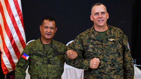 EEUU y Filipinas inician sus mayores ejercicios militares en décadas | 1000 Noticias