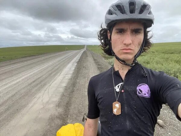 Curiosas hazañas en bici - El Independiente