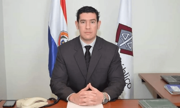Fiscal se constituyó en vivienda del hombre que incineró su rodado en busca de restos óseos