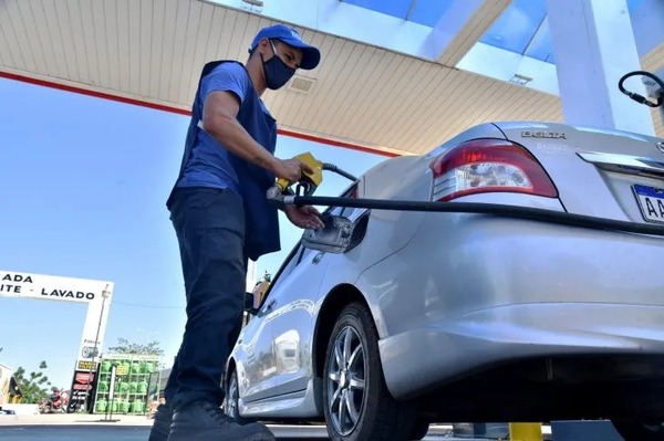 Tras 14 meses, el Gobierno da término al subsidio impositivo del combustible