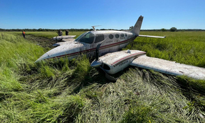 Concepción: Avioneta realiza aterrizaje forzoso, tras desperfecto mecánico - OviedoPress