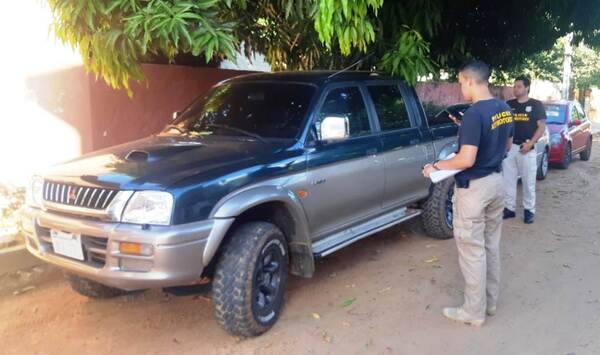 Hallan abandonada camioneta hurtada durante Pascua Joven •