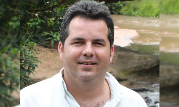 Francis Insfrán admite que candidatos manipularon datos de encuestas realizados por Alquimia - OviedoPress