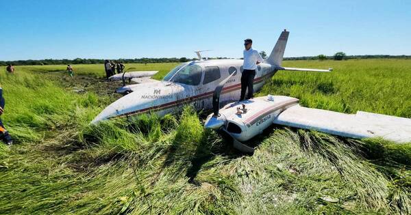 La Nación / Concepción: avioneta realizó aterrizaje de emergencia y tripulantes resultaron ilesos