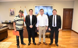 Confirman apoyo de EBY en instalación de sistema de agua potable y creación de un espacio público recreativo