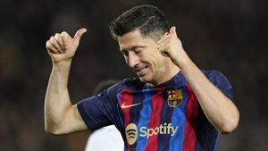 Lewandowski: "Espero jugar con Messi la próxima temporada"