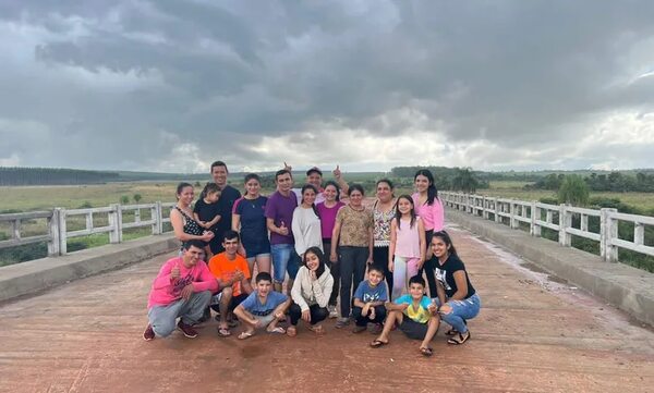 Celebran habilitación de un puente ubicado sobre el río Capiibary - Nacionales - ABC Color