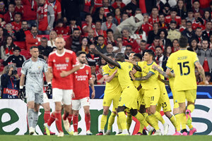 Versus / El Inter se olvida de su crisis y deja contra las cuerdas al Benfica
