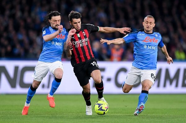 Diario HOY | Milan y Napoli abren una serie de Champions 100 % italiana