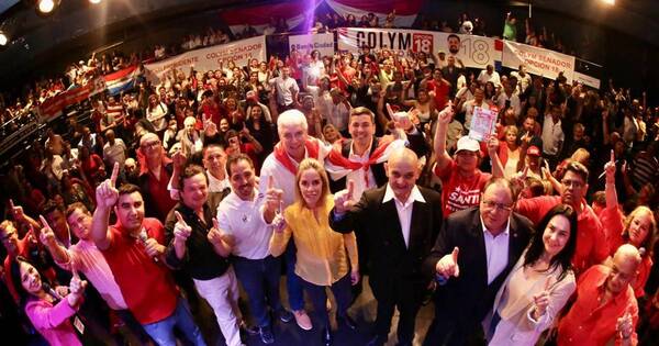 La Nación / Santiago Peña reafirma su compromiso con paraguayos residentes de la Argentina