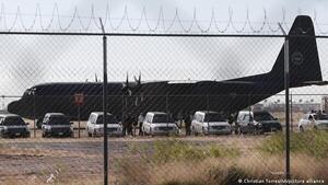 México repatría otros 23 cuerpos de migrantes muertos en incendio