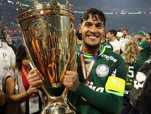 Otro reconocimiento para Gustavo Gómez