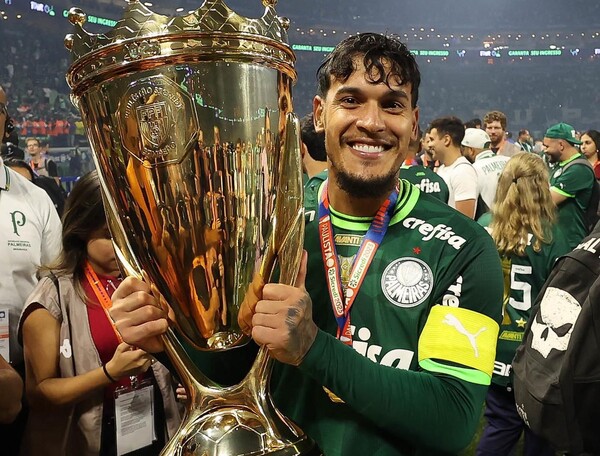 Otro reconocimiento para Gustavo Gómez