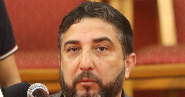 La Nación / “Efraín ha mostrado todas sus cartas”