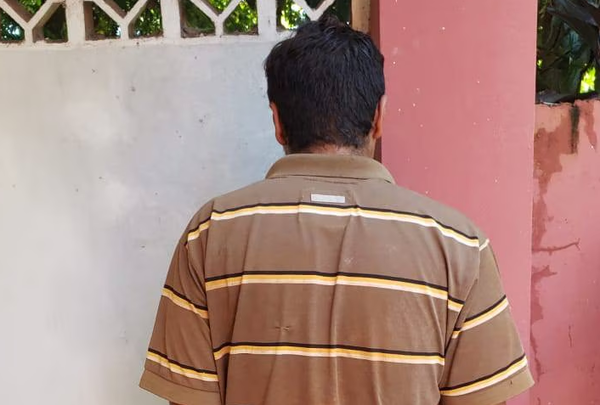 Enfurecido hombre atacó con machete a su padre y a su sobrina adolescente - Noticiero Paraguay