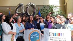 Congreso de Chile reduce la jornada laboral a 40 horas semanales, una promesa de campaña de Boric - .::Agencia IP::.