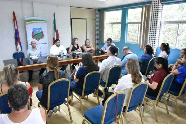 RENUEVAN EL CONSEJO DISTRITAL DE EDUCACIÓN EN CAMBYRETÁ