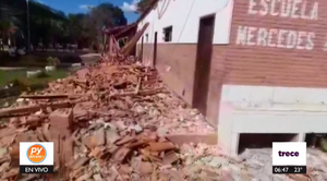 Techo de escuela se derrumba y MEC dice no tener recursos para su reparación - trece