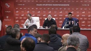 Dimite el presidente de Independiente