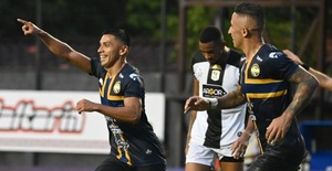 ¡Duelo de necesitados! Tacuary recibe a Sportivo Trinidense en Villa Elisa