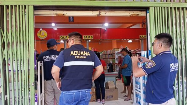 Fiscalía allana supermercado: mercaderías habrían ingresado de contrabando