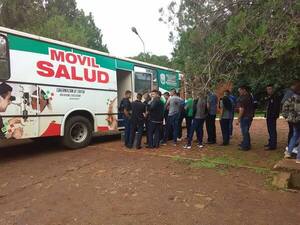 Reactivan atenciones en móvil de salud de la Gobernación de Itapúa