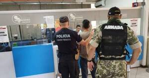 La Nación / Brasileño buscado en su país por abuso sexual de niños fue entregado a la Policía Federal