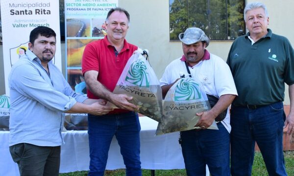 Entregan 5.100 alevines a productores piscícolas de Santa Rita