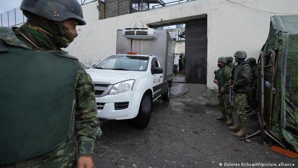 Ecuador: encuentran a seis reclusos ahorcados en cárcel de Guayaquil