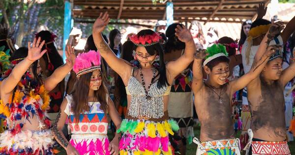 La Nación / En municipio paranaense de Brasil, revalorizan la cultura Ava Guaraní con apoyo de Itaipú