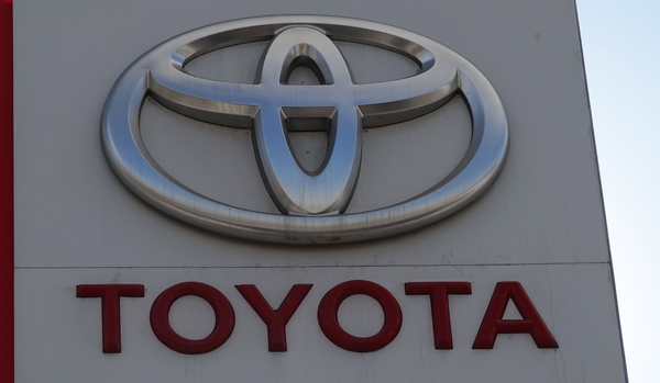 Toyota Argentina prevé importar el auto híbrido enchufable desde Japón - MarketData
