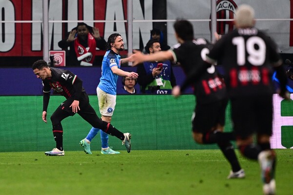 Milan saca ventaja ante Napoli en la Champions - Radio Imperio